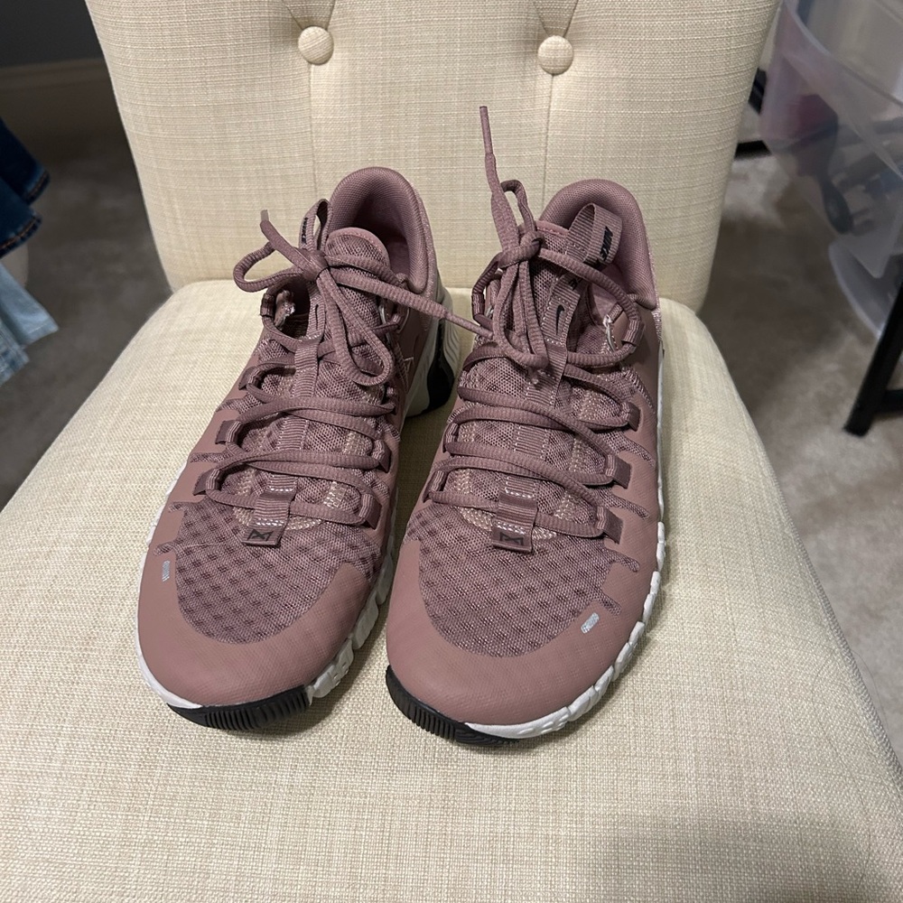 Nike Free Metcon 5 Training Shoe - size 9
